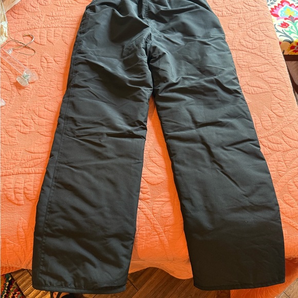 Youth Black Snow / Ski Pants by The Children's Place ⛷️ - Picture 5 of 6